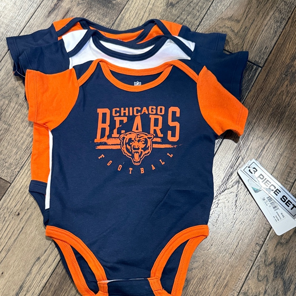 Chicago Bears Navy and Orange Bodysuit Set